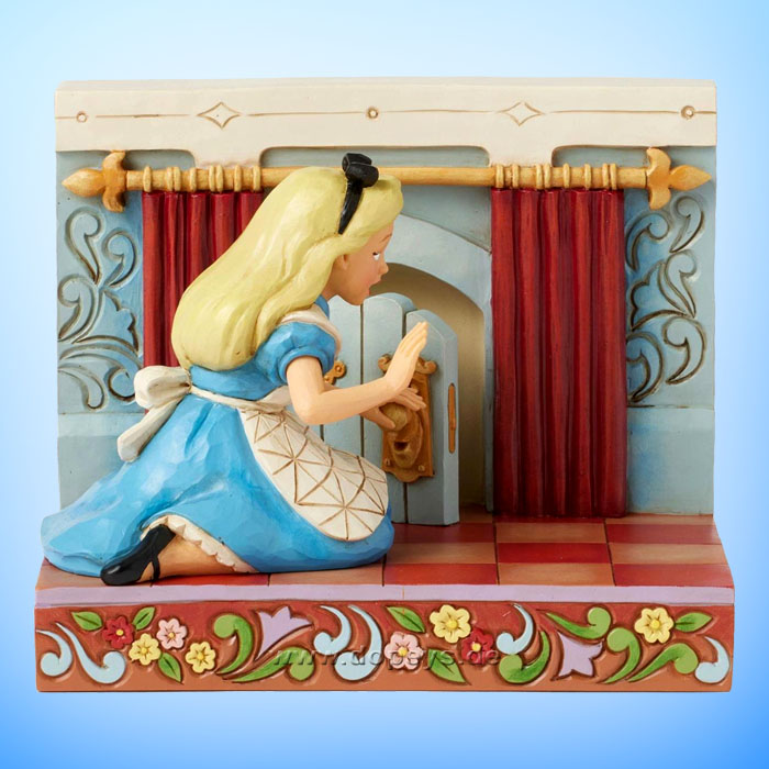 Disney Traditions Figur - Alice im Wunderland an beleuchteter Tür (Curioser and Curiouser) von Jim Shore 6016902