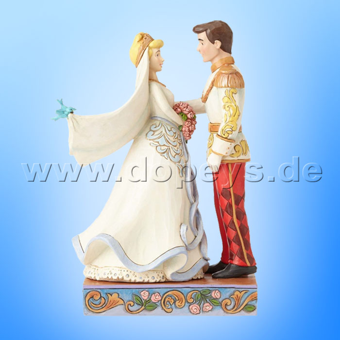 Disney Traditions / Jim Shore figurine from Enesco "Happily Ever After (Cinderella & Prince Figurine)" 4056748.