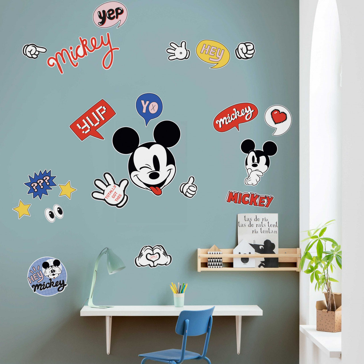 Disney Wandsticker / Wandaufkleber Mickey Maus "It’s a Mickey Thing" 50cm x 70cm