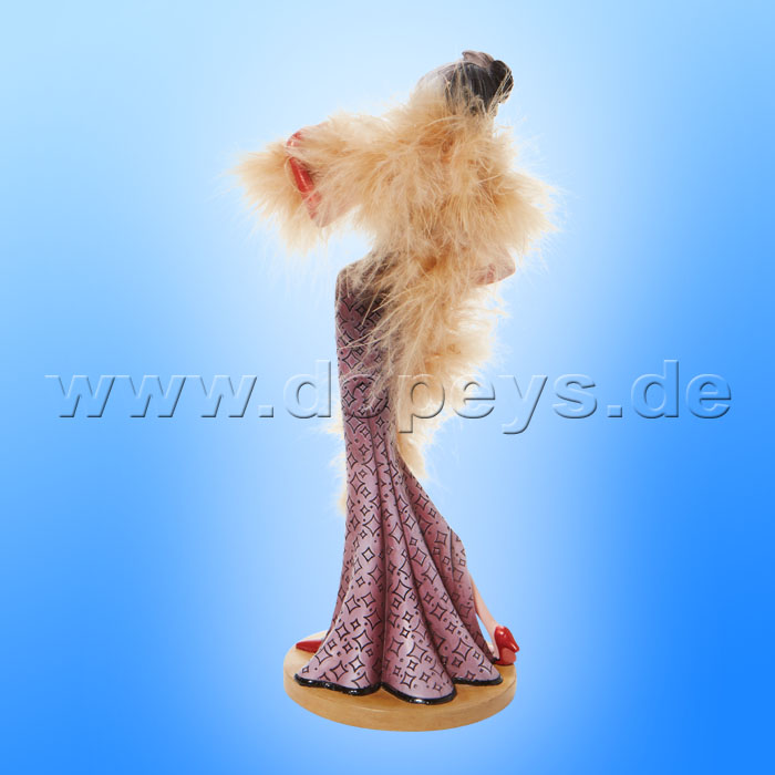 Disney Showcase Collections - Cruella De Vil Figurine 6008693 Couture de Force