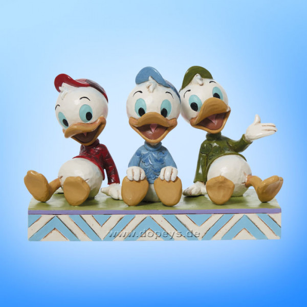 Disney Traditions Figur - Tick, Trick & Track sitzen (Terrific Trio) von Jim Shore 6011933